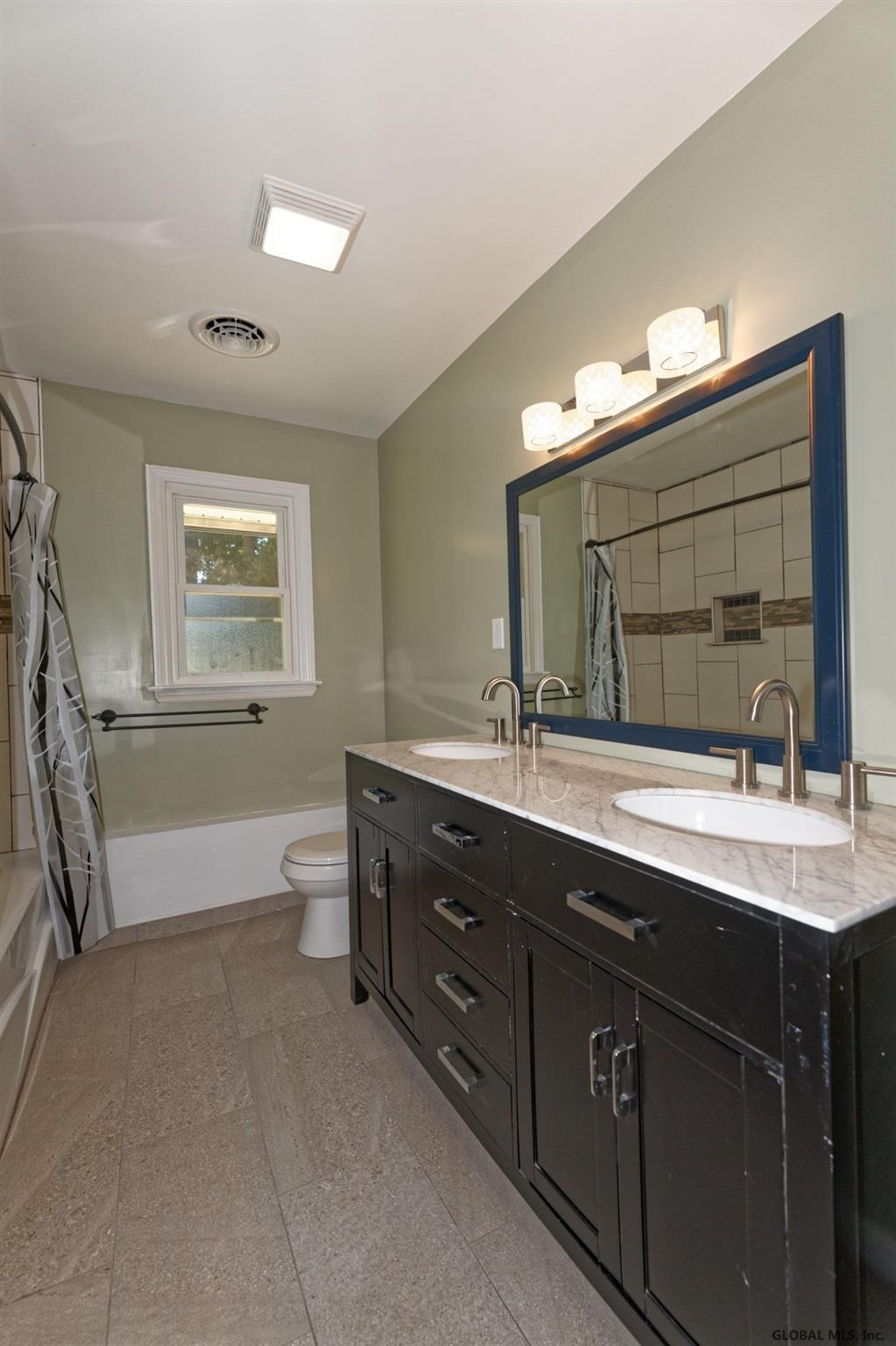 33 Knob Hill Road Colonie, NY 12211 - Photo 24 of 30 Photo 25
