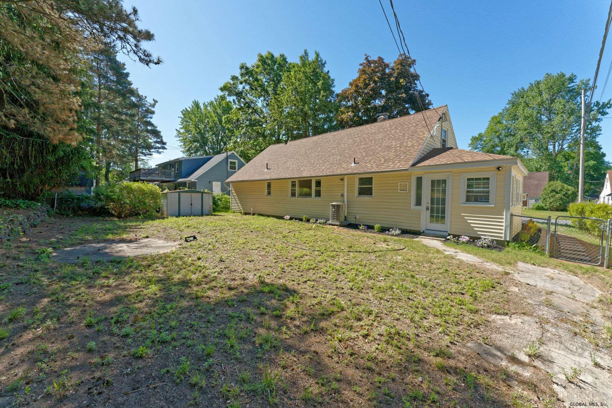 33 Knob Hill Road Colonie, NY 12211 - Photo 28 of 30 Photo 30