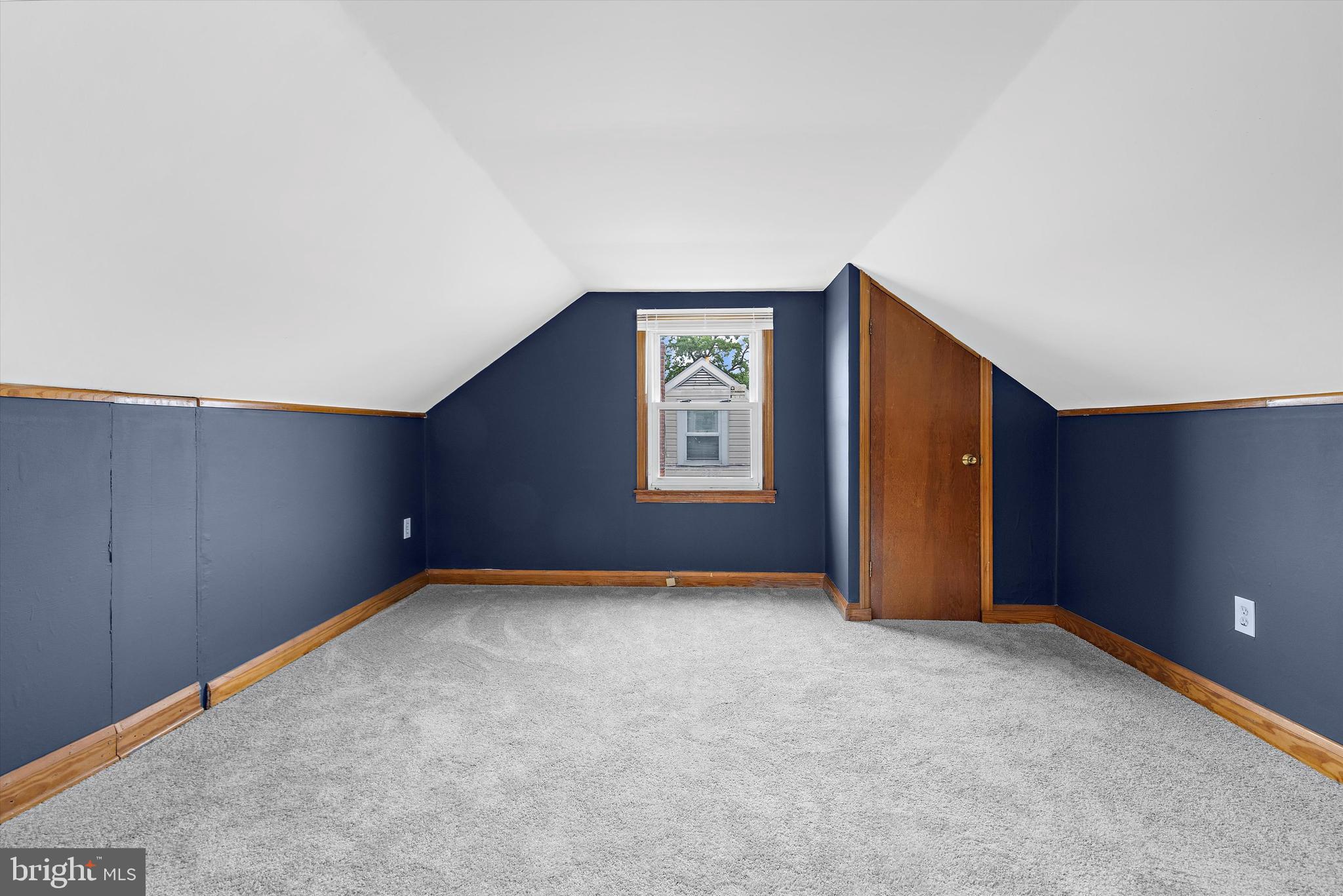 8464 Geneva Road Pasadena, MD 21122 - Photo 28 of 59 an empty room with windows