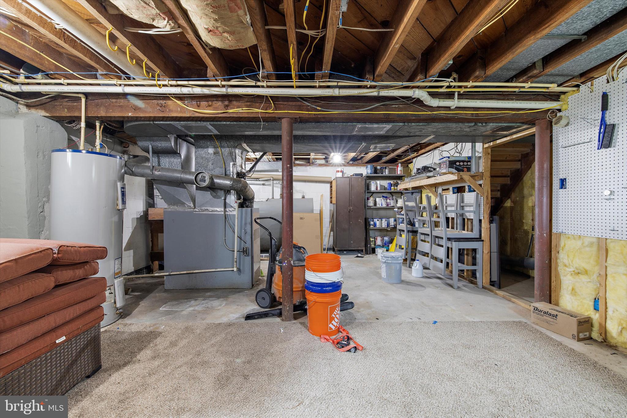 8464 Geneva Road Pasadena, MD 21122 - Photo 32 of 59 a view of storage room