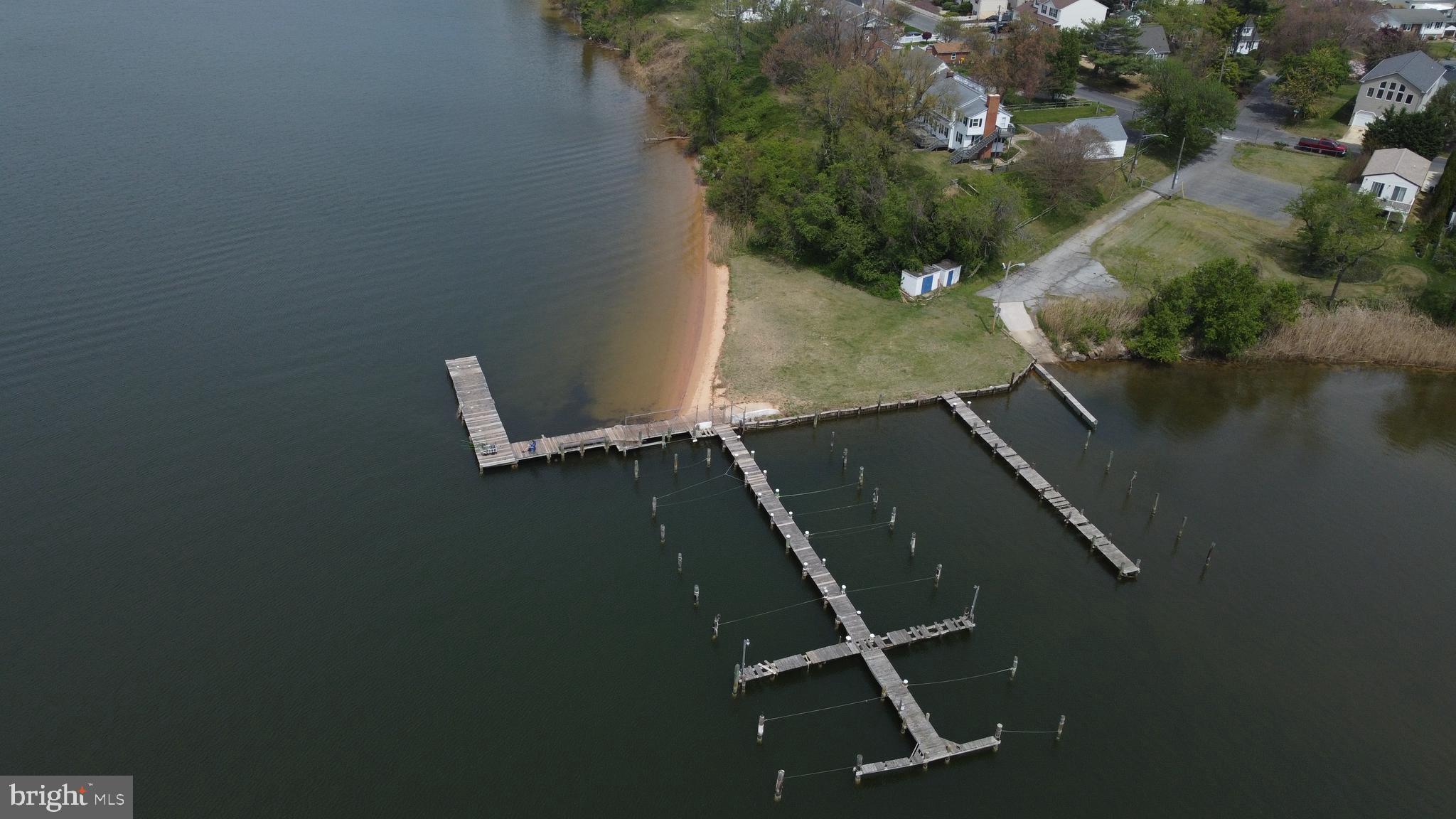 8464 Geneva Road Pasadena, MD 21122 - Photo 54 of 59 view of pool