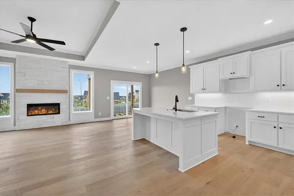 $518,200 | 25069 West 94th Terrace, Lenexa, KS 66227