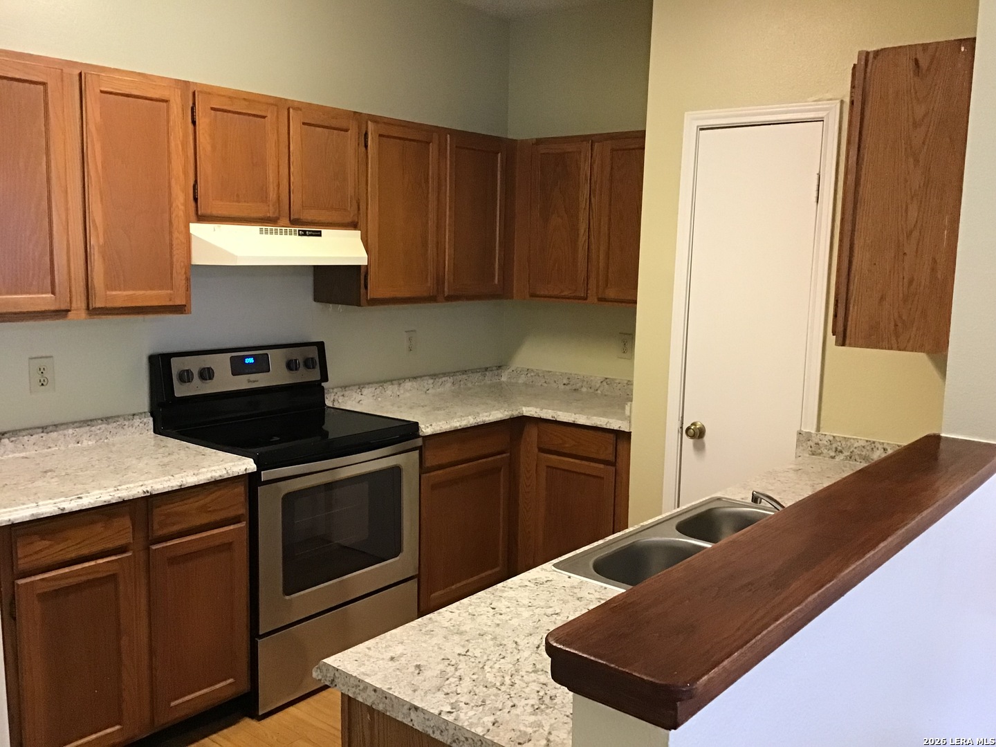 3405 Ridge Country Street San Antonio, TX 78247 - Photo 11 of 15