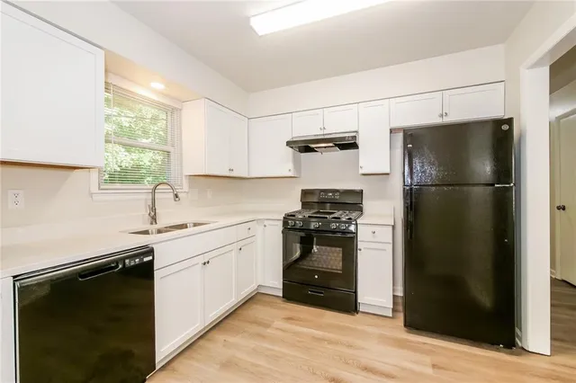 $2,230 | 5120 Goodman Lane, Mission, KS 66202