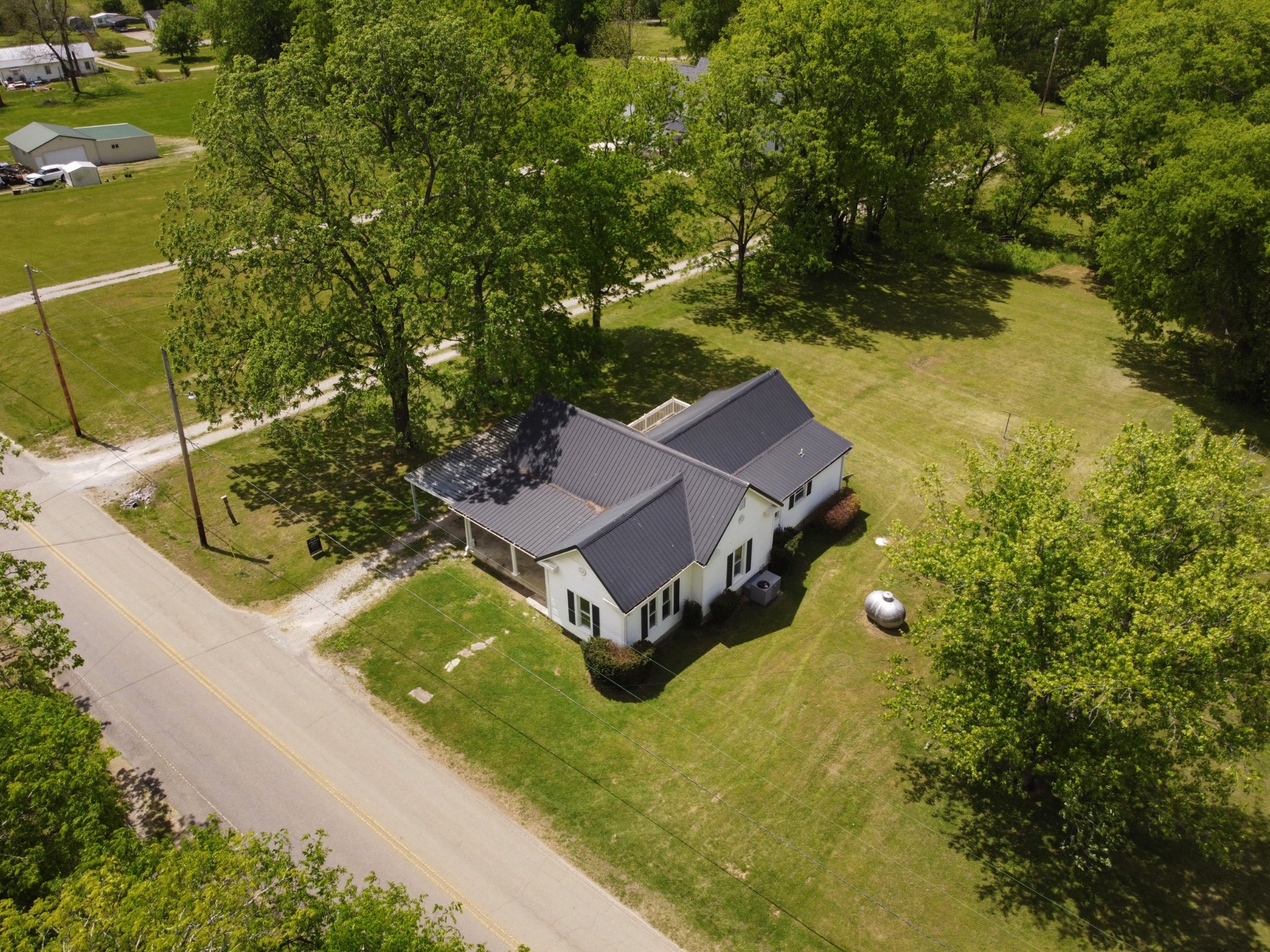 2727 Fly Road Santa Fe, TN 38482 - Photo 18 of 19