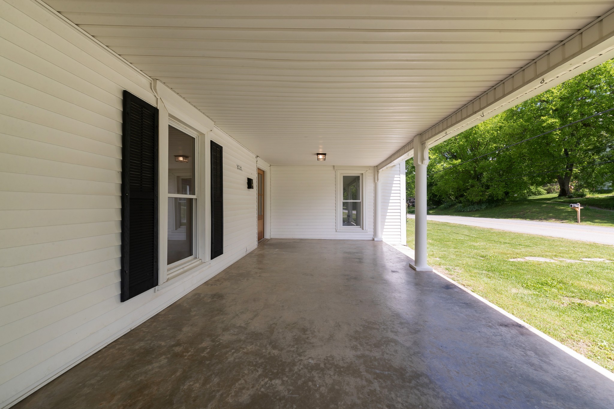 2727 Fly Road Santa Fe, TN 38482 - Photo 3 of 19