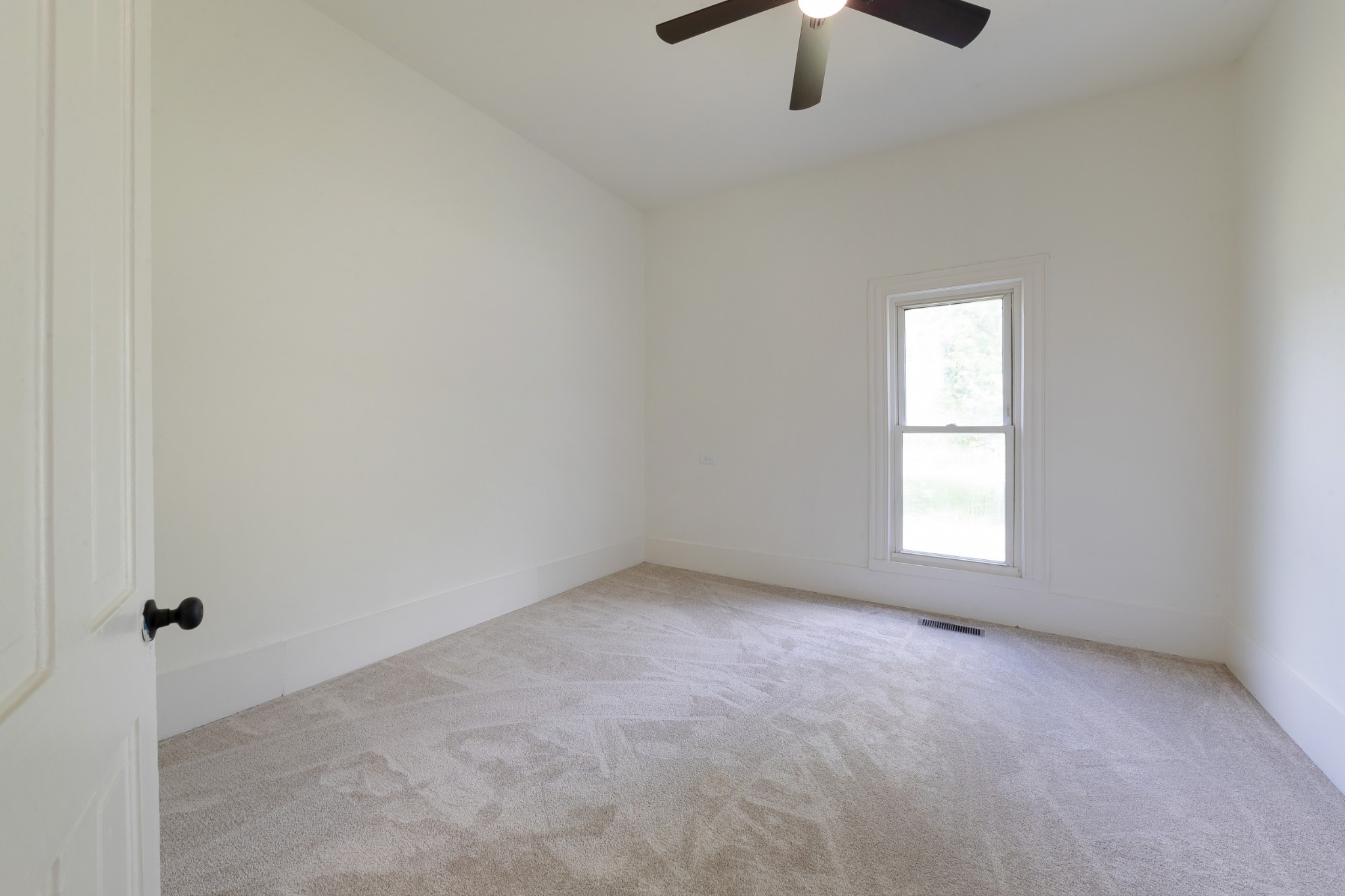 2727 Fly Road Santa Fe, TN 38482 - Photo 7 of 19