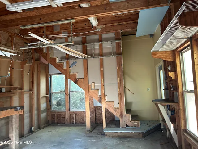 $319,000 | 32 Windy Court, Oriental, NC 28571