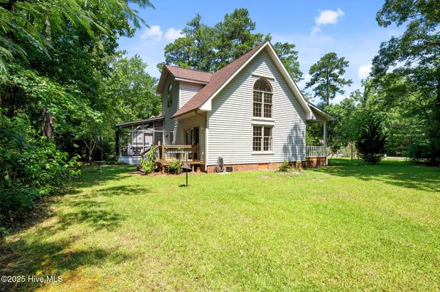 $319,000 | 32 Windy Court, Oriental, NC 28571