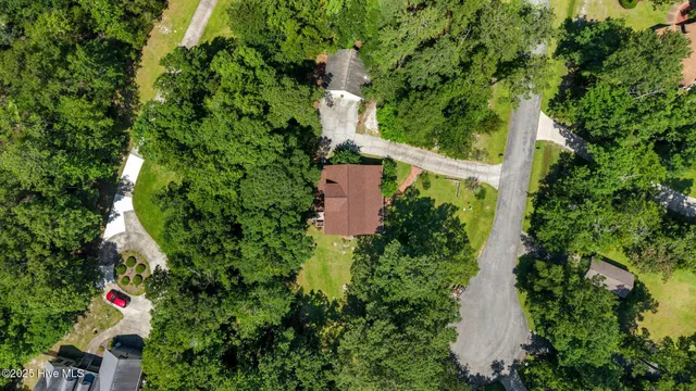 $319,000 | 32 Windy Court, Oriental, NC 28571