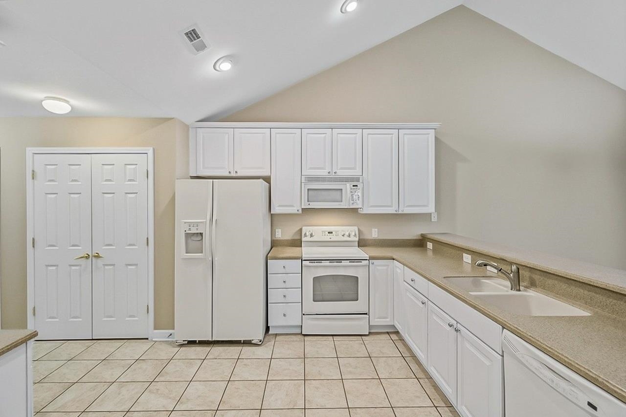 117 Ravines Lane Spartanburg, SC 29301 - Photo 18 of 37