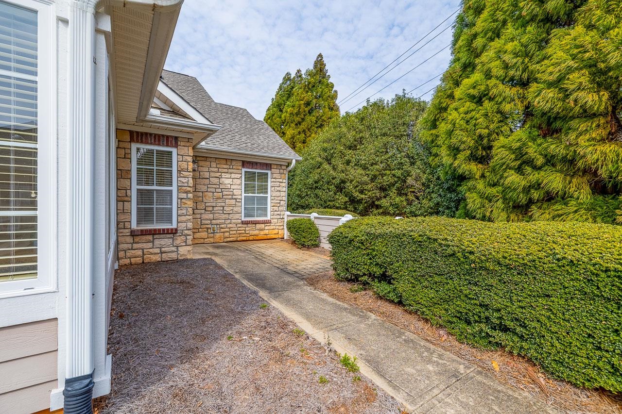 117 Ravines Lane Spartanburg, SC 29301 - Photo 6 of 37