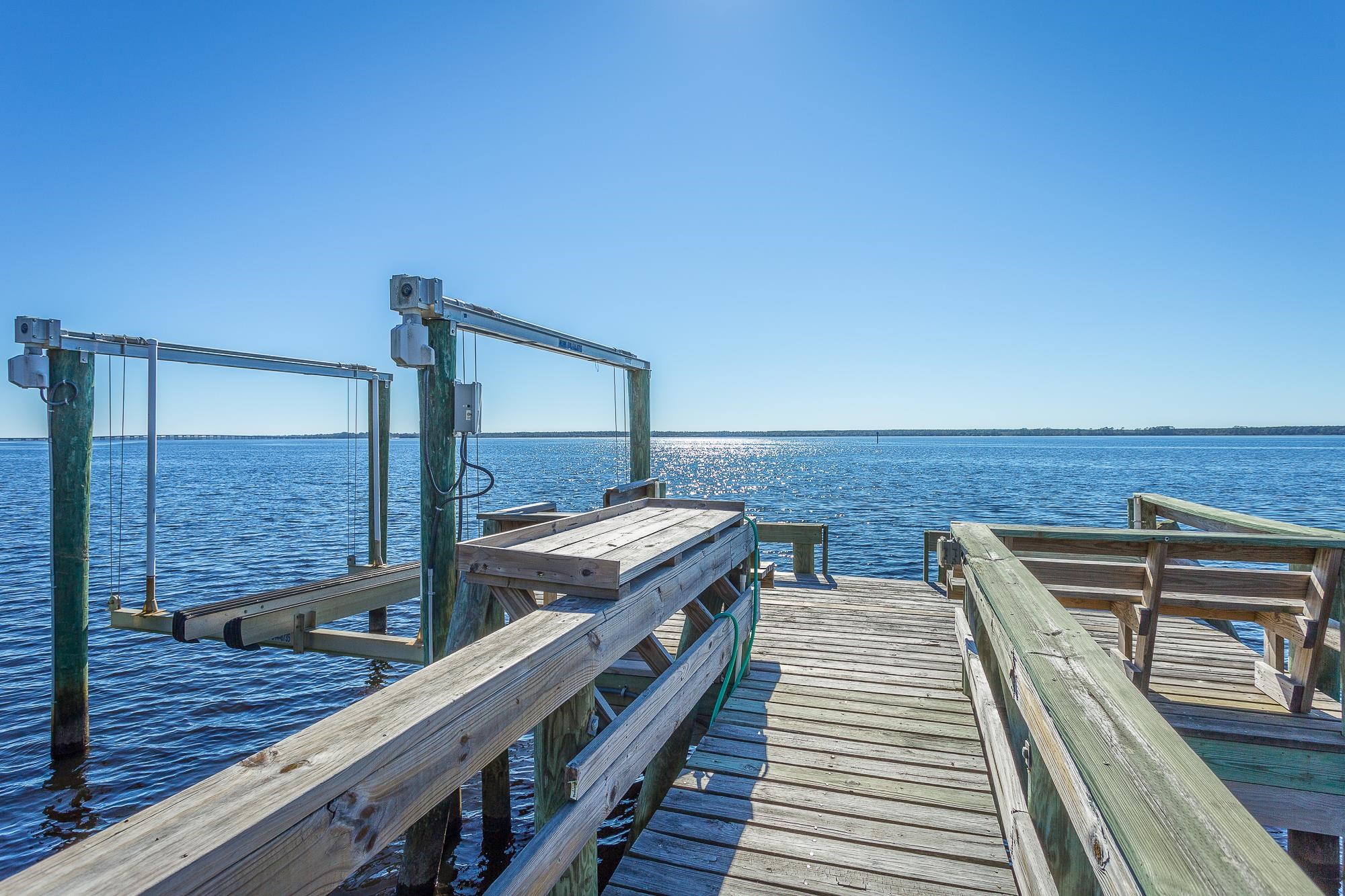 2423 Surf Road Ochlockonee Bay, FL 32346 - Photo 8 of 25 Gallery Image 8