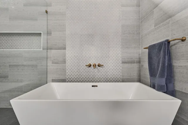 a bathroom with a bathtub