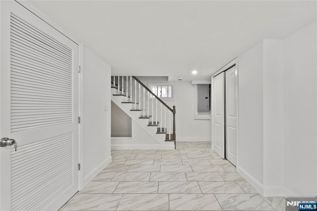 54 Chestnut Avenue Park Ridge, NJ 07656 - Photo 26 of 38 Gallery Image 26