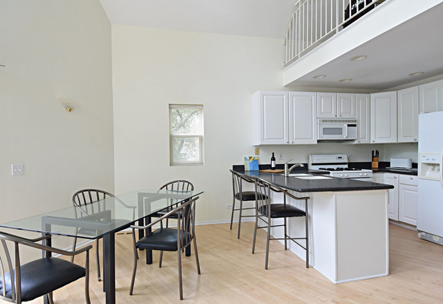 1603 Riverside Avenue St. Charles, IL 60174 - Photo 8 of 44