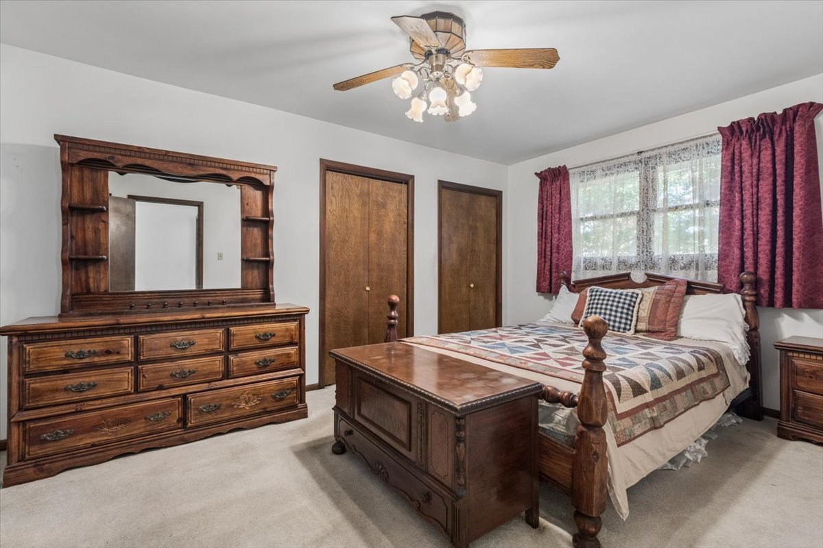 24821 South Michaels Street Crete, IL 60417 - Photo 13 of 25
