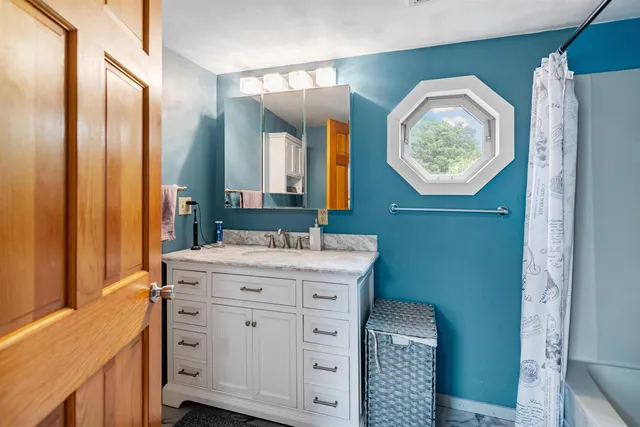 $369,000 | 14 School Street, Highgate, VT 05459