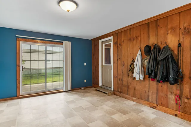 $369,000 | 14 School Street, Highgate, VT 05459