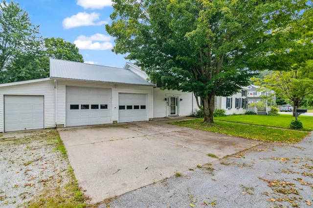 $369,000 | 14 School Street, Highgate, VT 05459