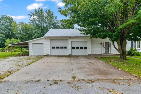 $355,000 | 14 School Street, Highgate, VT 05459
