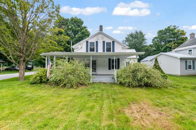 $369,000 | 14 School Street, Highgate, VT 05459