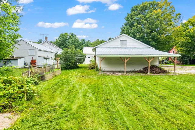 $369,000 | 14 School Street, Highgate, VT 05459