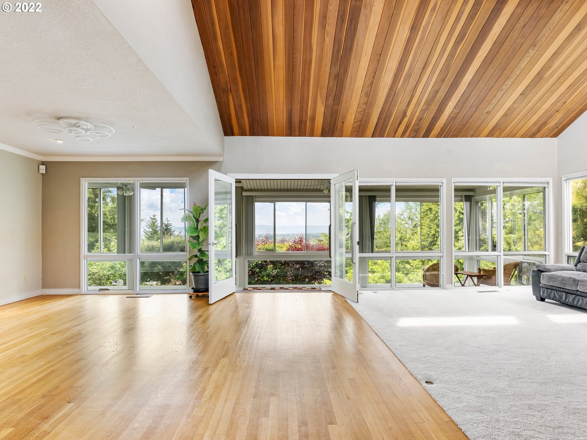 3117 Northeast Rocky Butte Road Portland, OR 97220 - Photo 6 of 32 Gallery Image 6