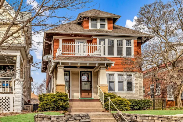 $525,000 | 2220 East Bennett Avenue, Unit 2222, Milwaukee, WI 53207
