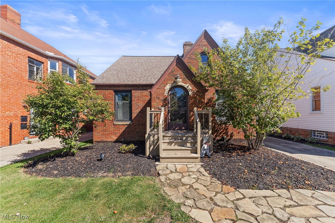 3549 Warren Road Cleveland, OH 44111 - Photo 1 of 30 Gallery Image 1