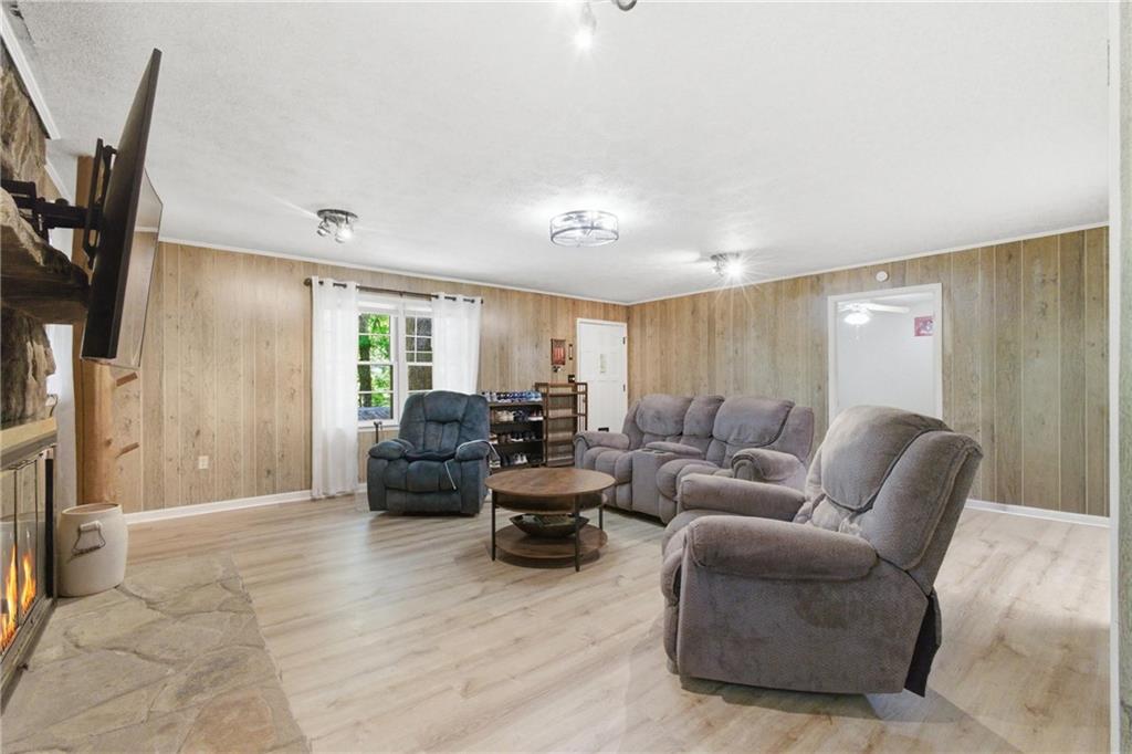 4671 Laurel Lodge Road Clarkesville, GA 30523 - Photo 6 of 40