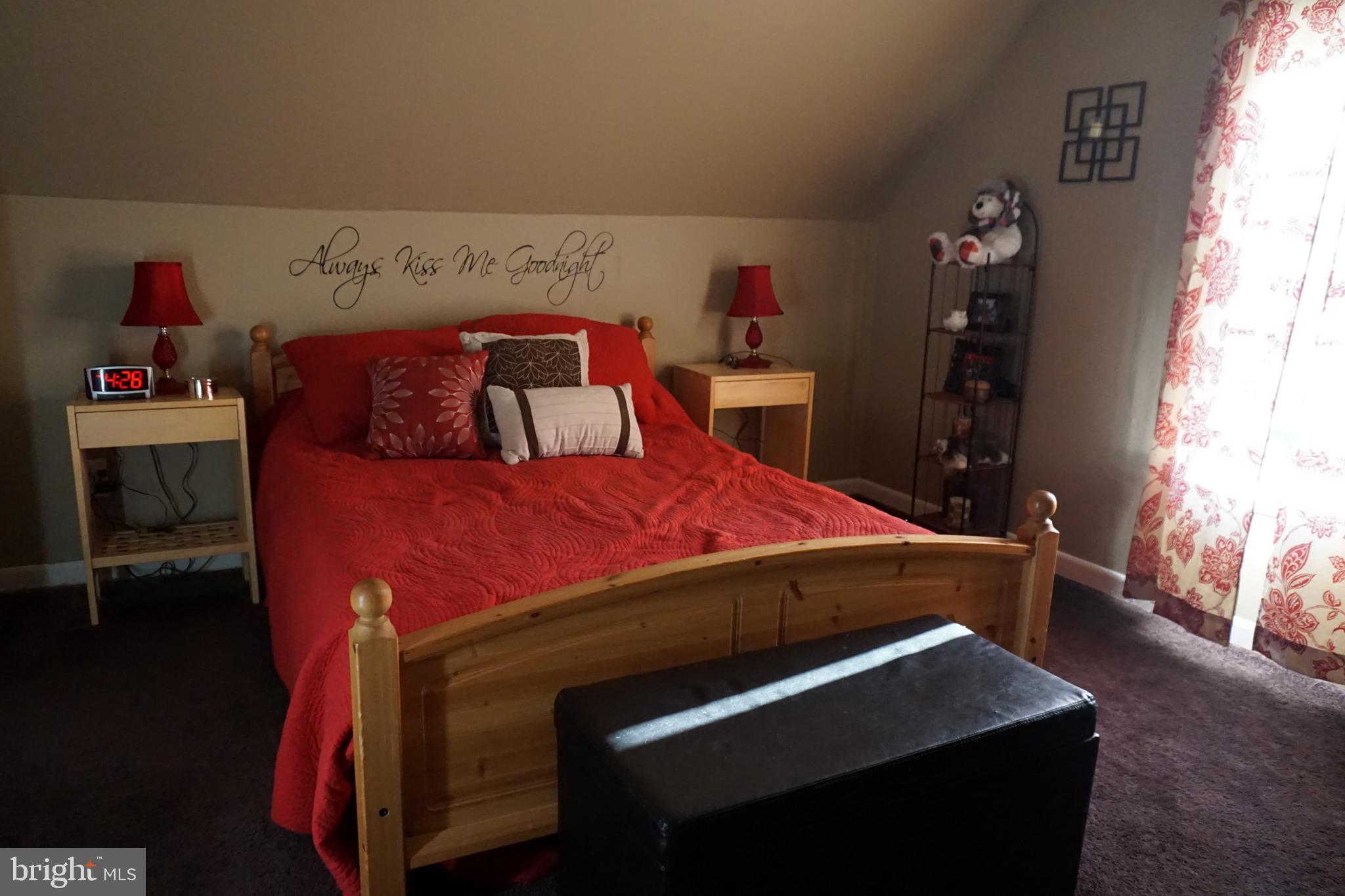 969 Juniper Road Hellertown, PA 18055 - Photo 11 of 19 Bedroom (second floor)