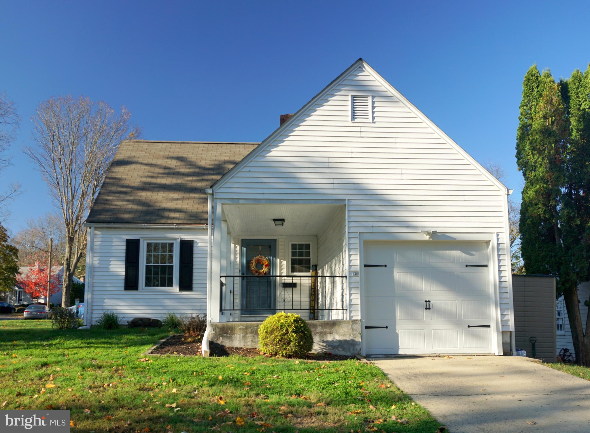 969 Juniper Road Hellertown, PA 18055 - Photo 19 of 19 Garage and Front Entry