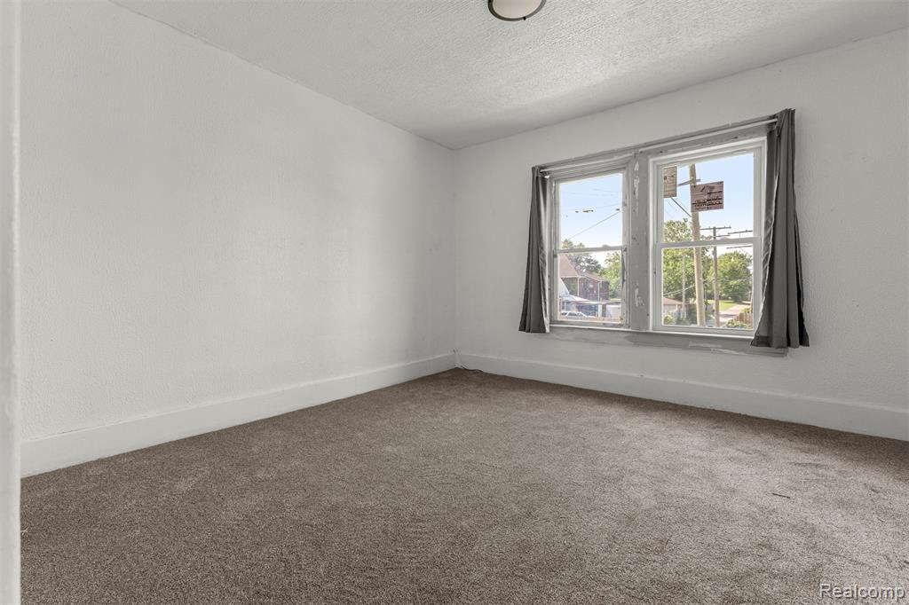 8889 Lane Street Detroit, MI 48209 - Photo 22 of 38