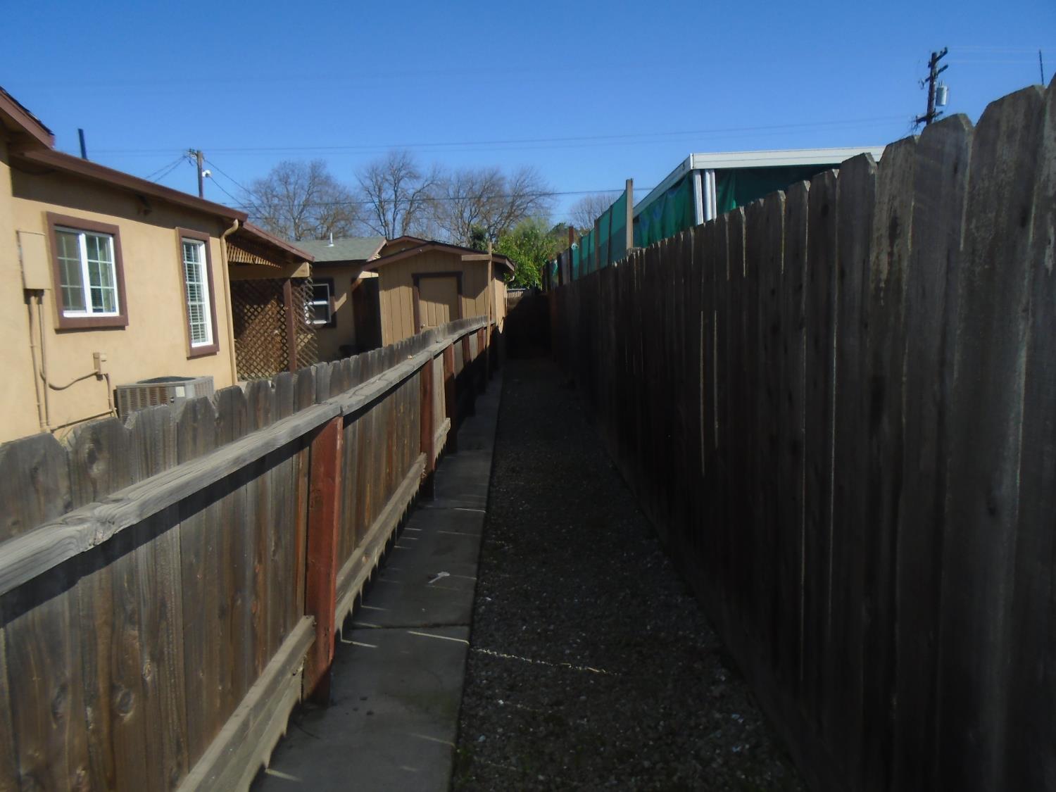 322 Johnson Street Modesto, CA 95354 - Photo 27 of 46