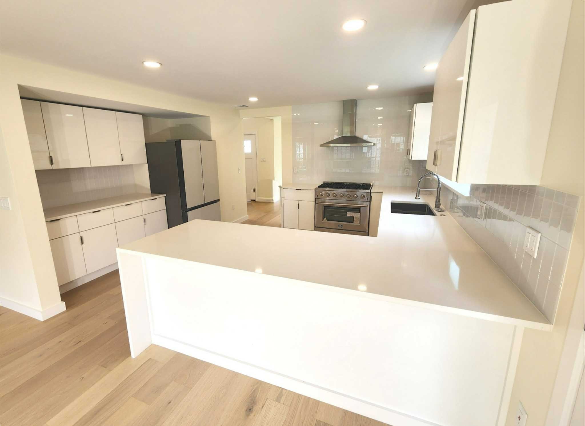 6658 Radley Drive Spring, TX 77379 - Photo 9 of 47 Kitchen