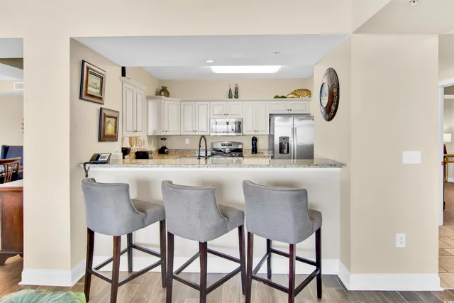 $1,649,000 | 100 North Beach Boulevard, Unit 1701, North Myrtle Beach, SC 29582