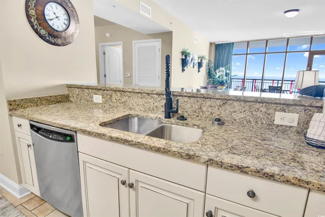 $1,649,000 | 100 North Beach Boulevard, Unit 1701, North Myrtle Beach, SC 29582
