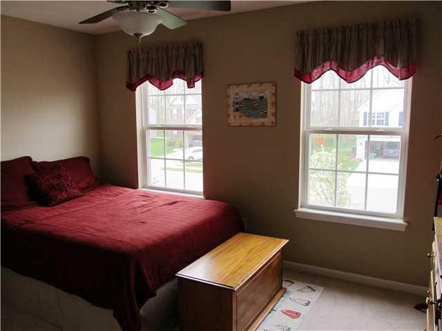 10364 Clifty Falls Road Indianapolis, IN 46239 - Photo 11 of 20 Gallery Image 11