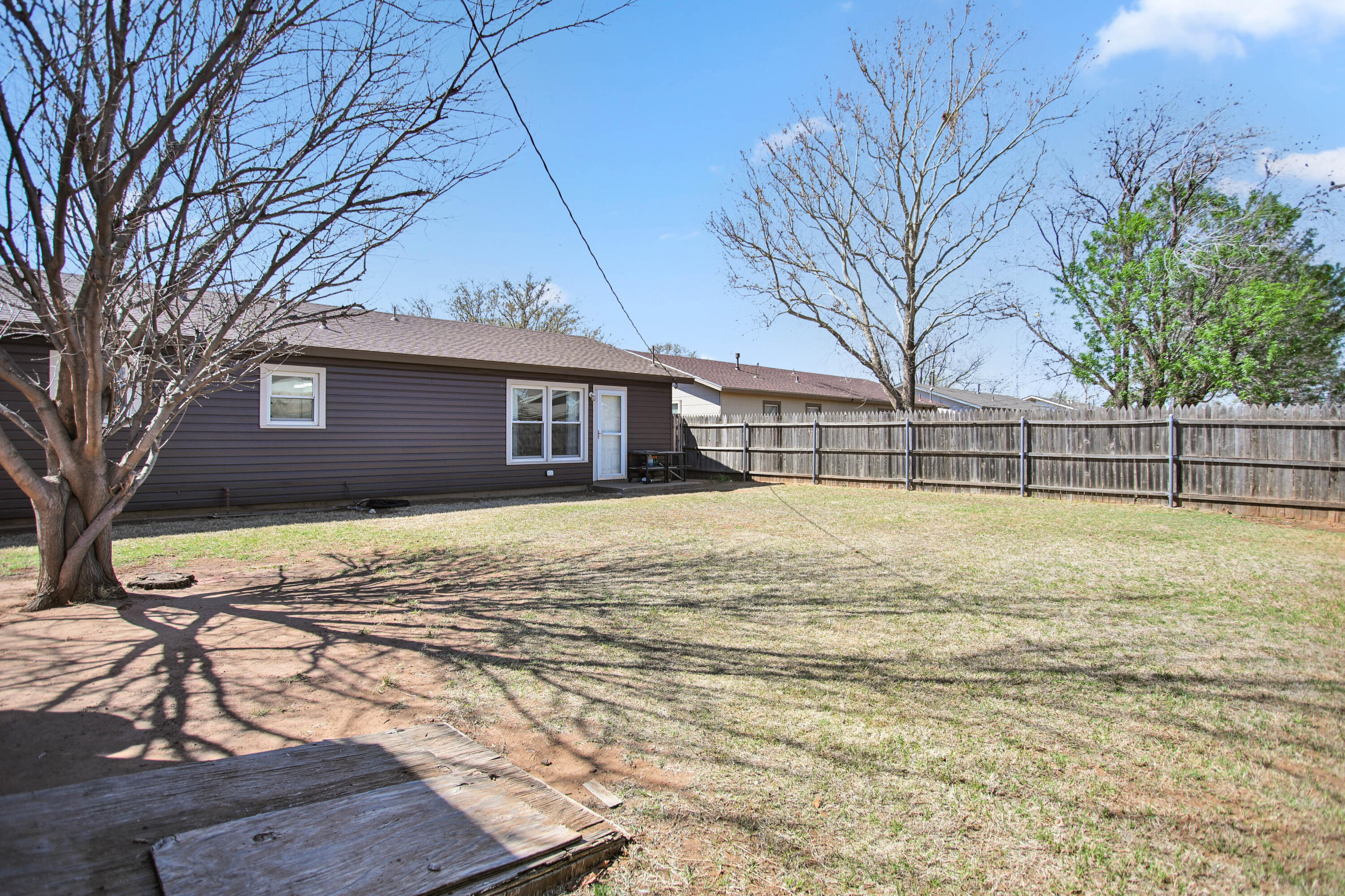 1924 73rd Street Lubbock, TX 79423 - Photo 39 of 41 DSC_9427