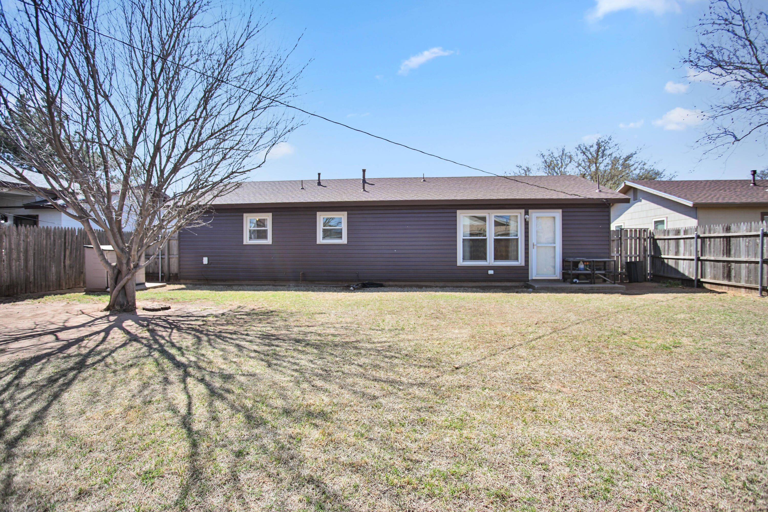 1924 73rd Street Lubbock, TX 79423 - Photo 40 of 41 DSC_9428