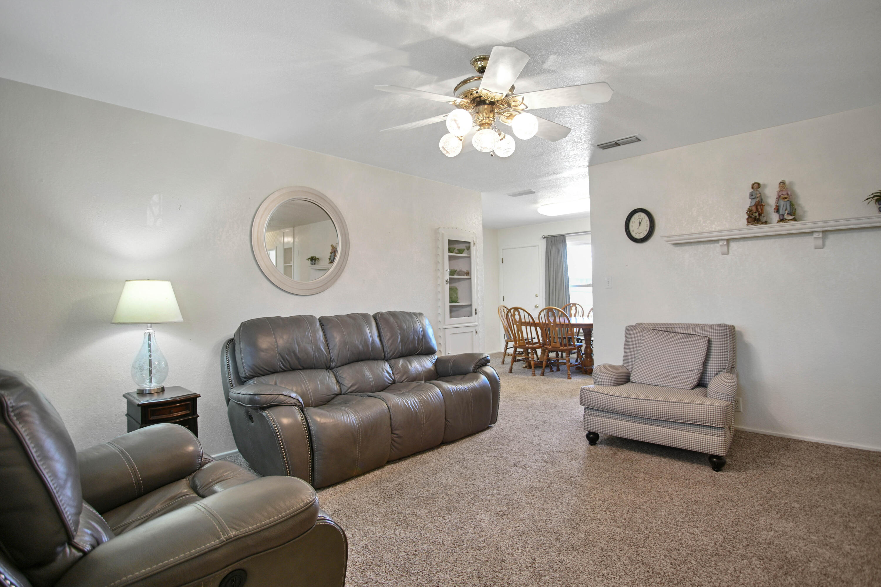 1924 73rd Street Lubbock, TX 79423 - Photo 4 of 41 DSC_9383