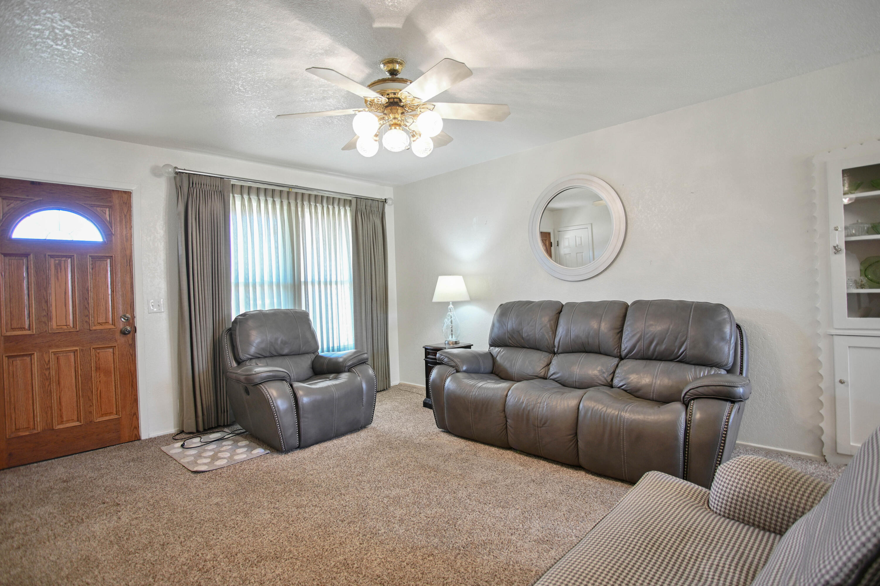 1924 73rd Street Lubbock, TX 79423 - Photo 6 of 41 DSC_9385