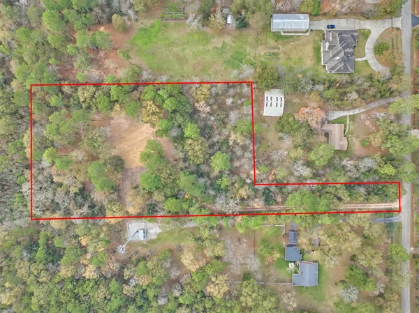 $750,000 | 3027 Pine Acres Drive, Conroe, TX 77384