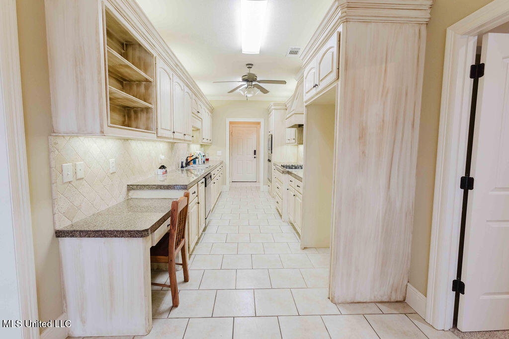 252 Clubview Circle Pearl, MS 39208 - Photo 16 of 39 watson.photography251006110036