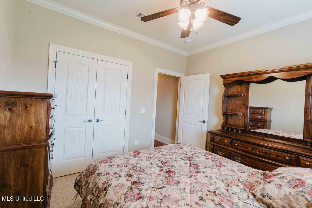 252 Clubview Circle Pearl, MS 39208 - Photo 32 of 39 watson.photography251006110537