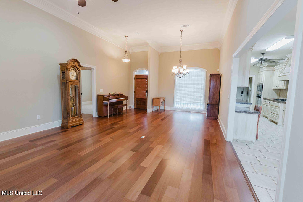 252 Clubview Circle Pearl, MS 39208 - Photo 9 of 39 watson.photography251006105739