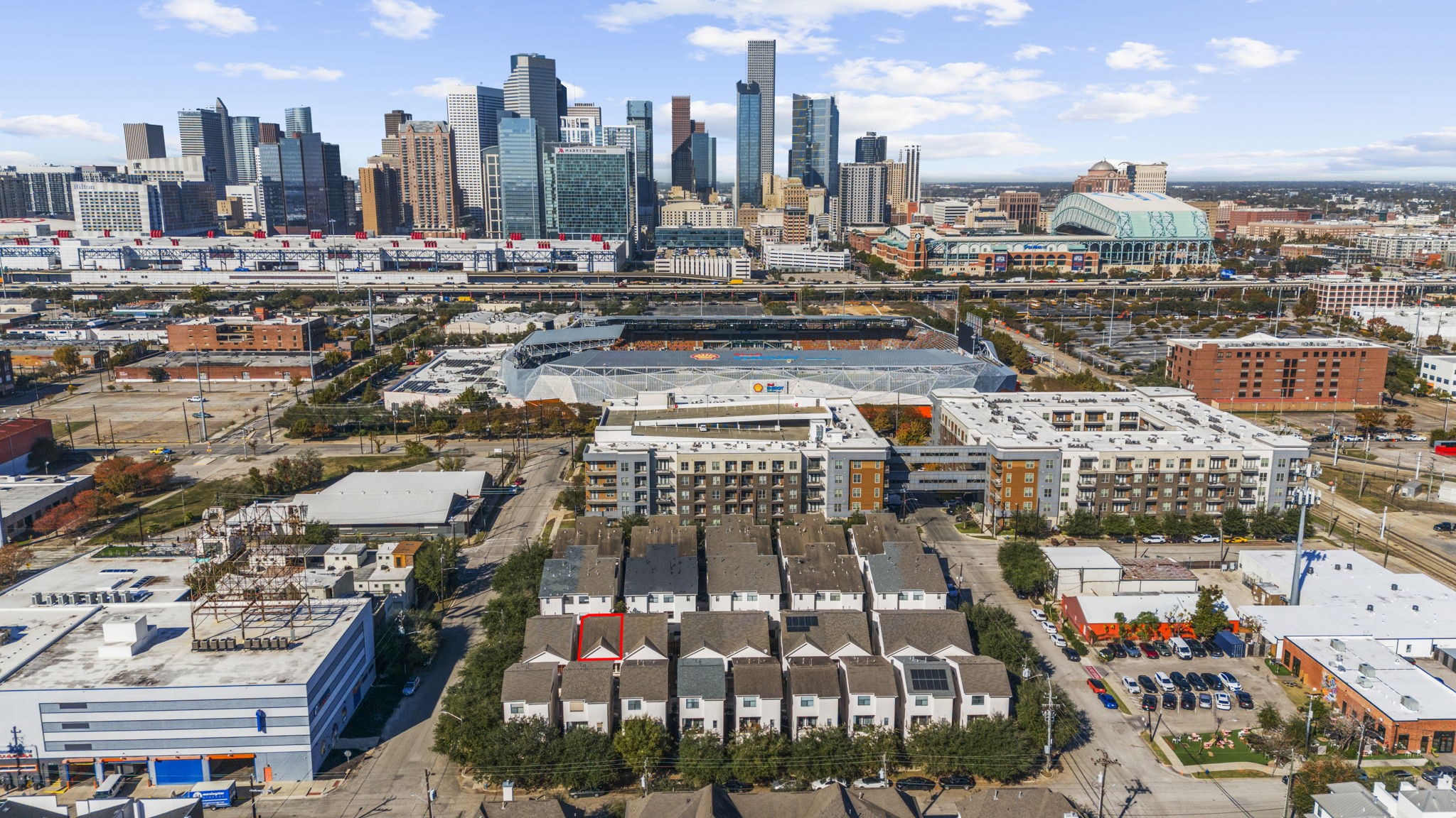 2547 Rusk Street Houston, TX 77003 - Photo 3 of 22 a city view