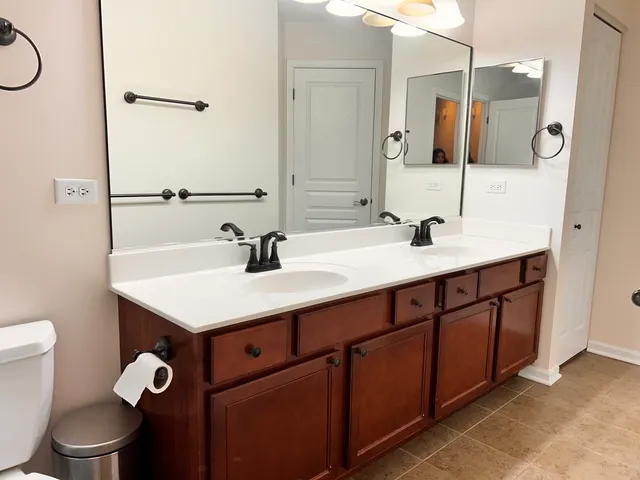 $2,400 | 14624 Paul Revere Lane, Unit 14624, Plainfield, IL 60544