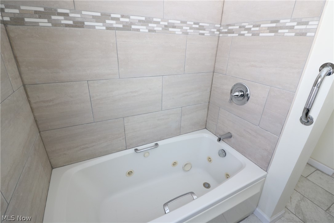 8617 Broadview Road Broadview Heights, OH 44147 - Photo 17 of 32 First Floor Main Bath